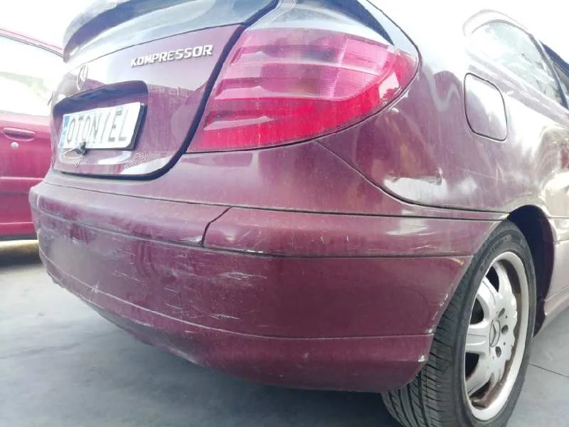 MERCEDES CLASE C (W203) SPORTCOUPE '2003 C 200 COMPRESSOR (203.742) ROJO