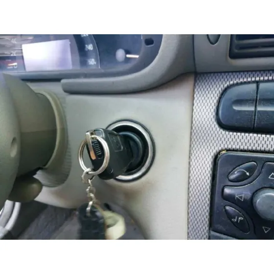 MERCEDES CLASE C (W203) SPORTCOUPE '2003 C 200 COMPRESSOR (203.742) ROJO