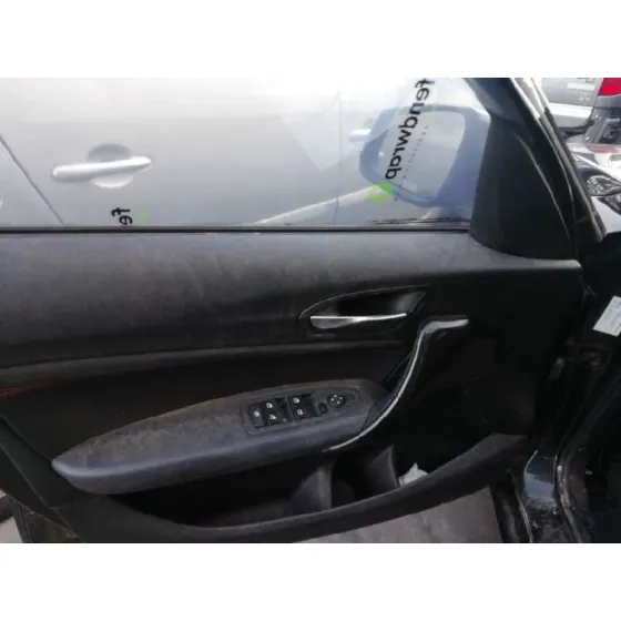 BMW SERIE 1 LIM. (F20) '2013 116D EFFICIENTDYNAMICS EDITION NEGRO