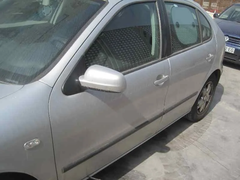 SEAT LEON (1M1) SEAT LEON (1M1) '2001 SIGNO PLATA 1999