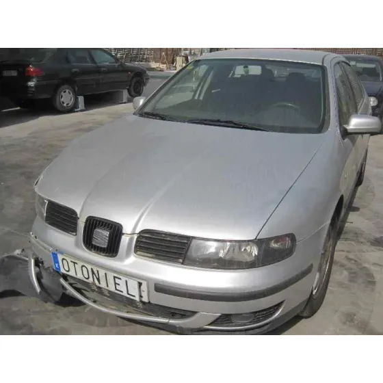 SEAT LEON (1M1) '2001 SIGNO PLATA