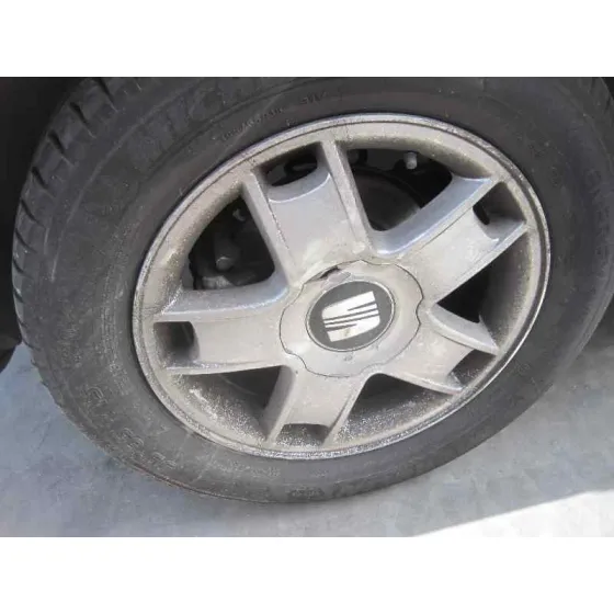 SEAT LEON (1M1) '2001 SIGNO PLATA