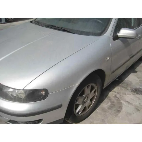 SEAT LEON (1M1) '2001 SIGNO PLATA