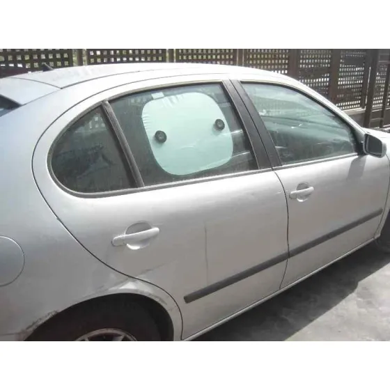 SEAT LEON (1M1) '2001 SIGNO PLATA