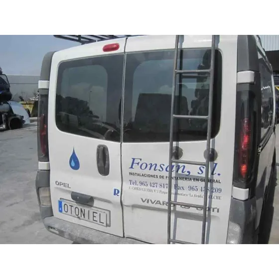 OPEL VIVARO '2004 FURGON 2.9T CORTO BLANCO