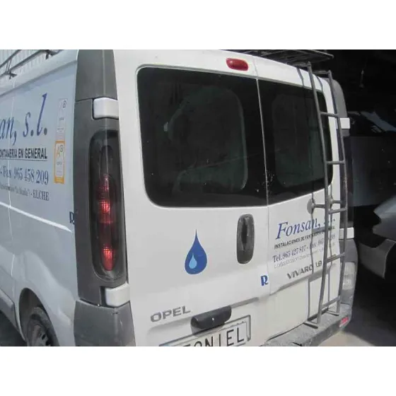 OPEL VIVARO '2004 FURGON 2.9T CORTO BLANCO
