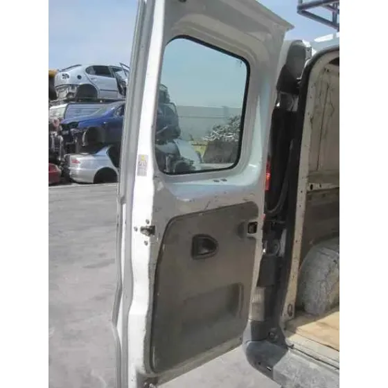 OPEL VIVARO '2004 FURGON 2.9T CORTO BLANCO