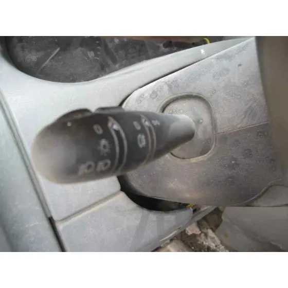 OPEL VIVARO '2004 FURGON 2.9T CORTO BLANCO