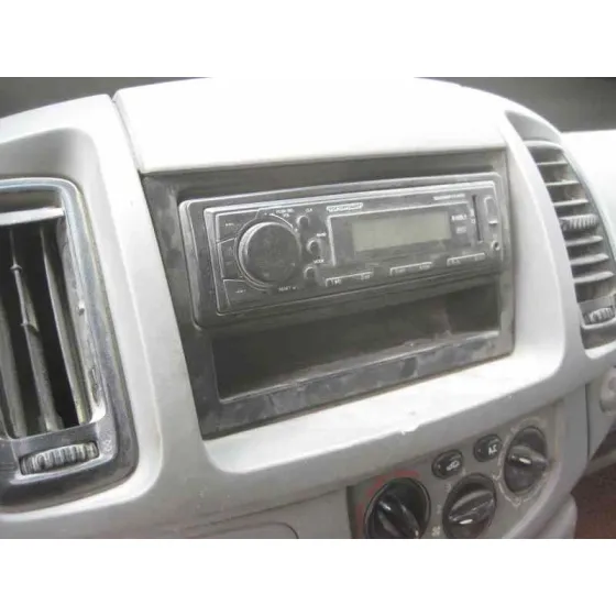 OPEL VIVARO '2004 FURGON 2.9T CORTO BLANCO