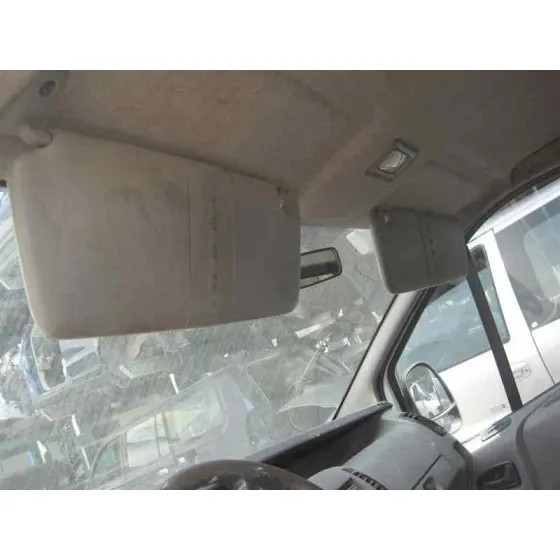 OPEL VIVARO '2004 FURGON 2.9T CORTO BLANCO