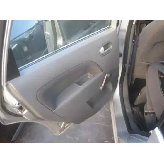 FORD FIESTA (CBK) '2003 AMBIENTE PLATA