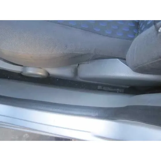 FORD FIESTA (CBK) '2003 AMBIENTE PLATA
