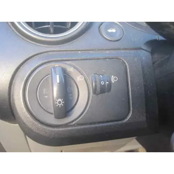 FORD FIESTA (CBK) '2003 AMBIENTE PLATA