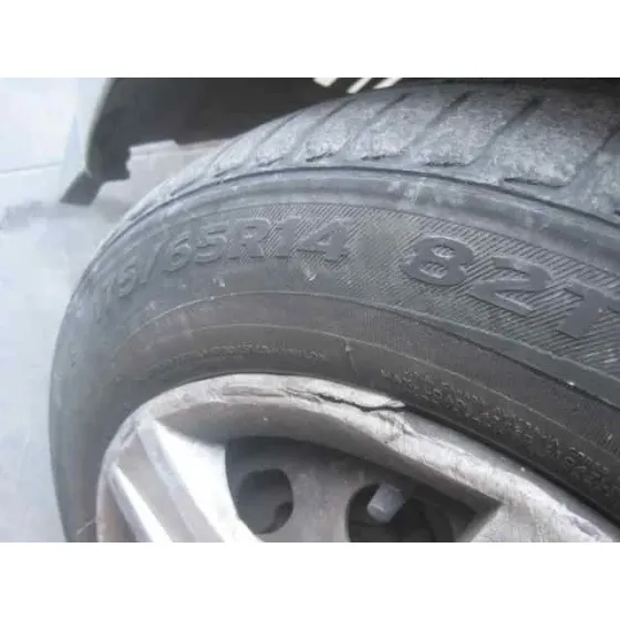 FORD FIESTA (CBK) '2003 AMBIENTE PLATA