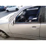 MERCEDES-BENZ CLASE E (W210) BERLINA DIESEL MERCEDES CLASE E (W210) BERLINA DIESEL '2001 2.2 CDI CAT GRIS 1995