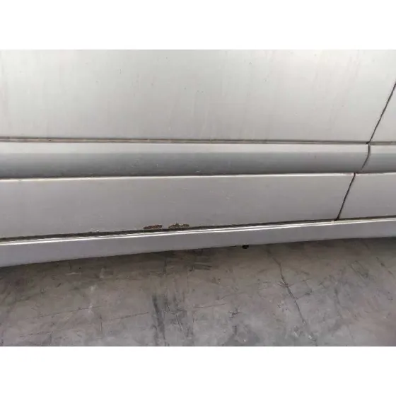 MERCEDES CLASE E (W210) BERLINA DIESEL '2001 2.2 CDI CAT GRIS
