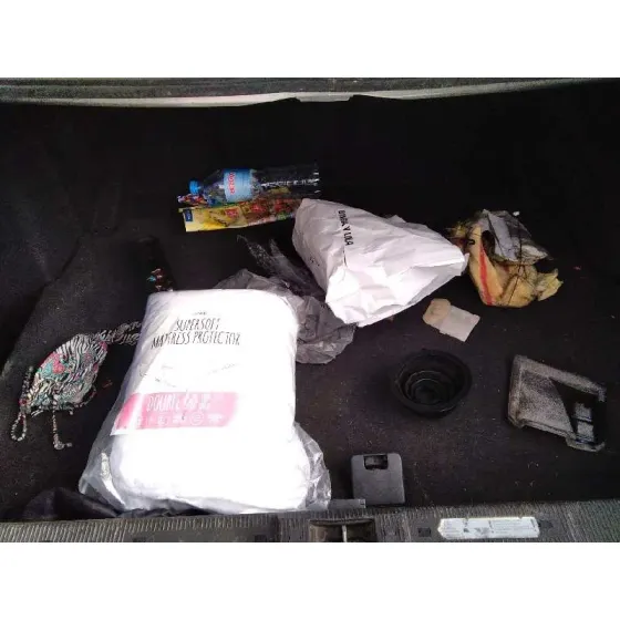 MERCEDES CLASE E (W210) BERLINA DIESEL '2001 2.2 CDI CAT GRIS