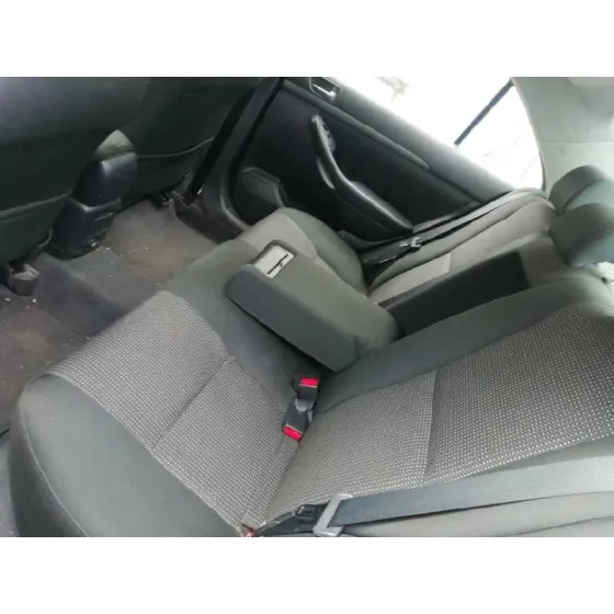 TOYOTA AVENSIS BERLINA (T25) '2007 2.0 D4-D EXECUTIVE BERLINA (5-PTAS.) GRIS