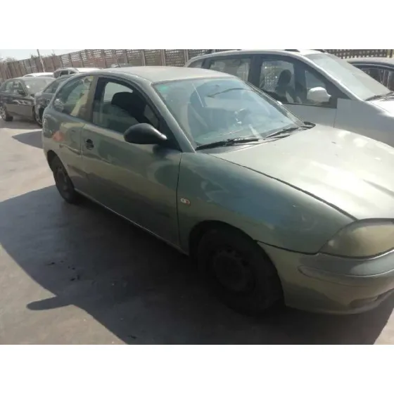 SEAT IBIZA (6L1) '2004 1.4 16V GRIS