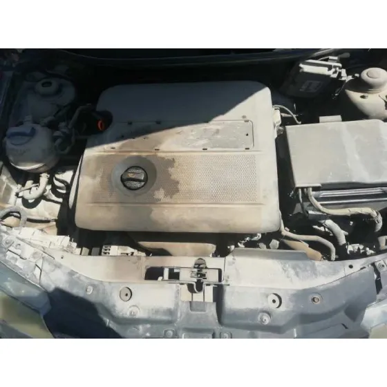 SEAT IBIZA (6L1) '2004 1.4 16V GRIS