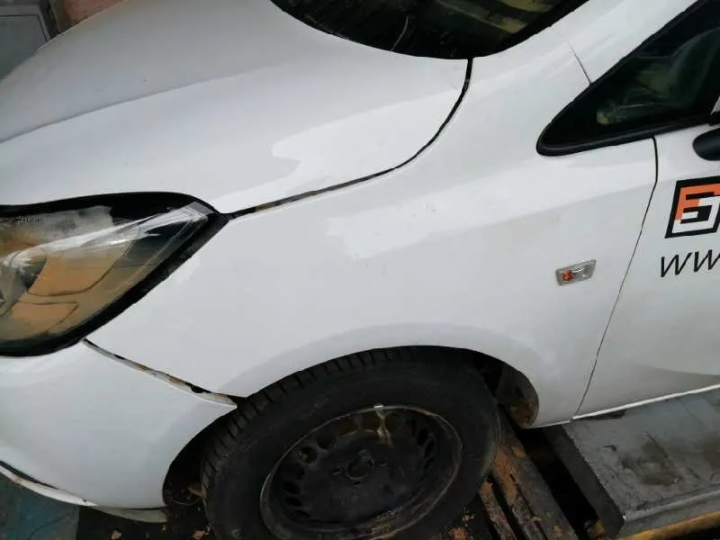 OPEL CORSA E '2018 1.4 16V CAT (B 14 XEL / LDD) BIVALENT. GASOLINA / GPL BLANCO