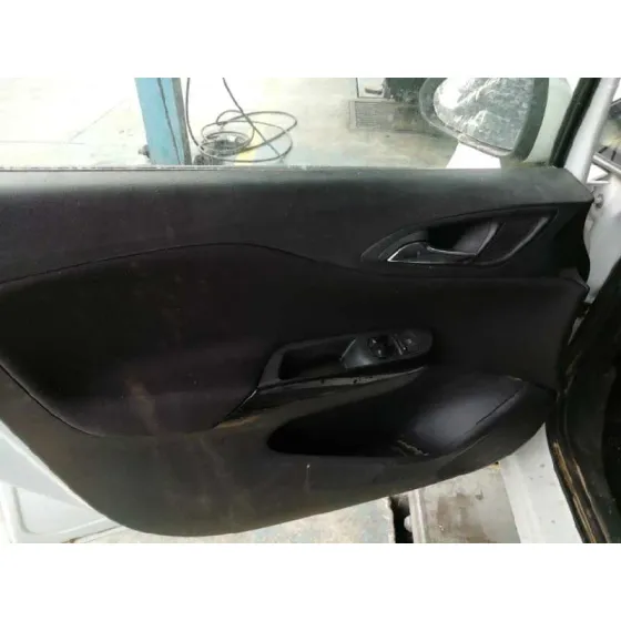 OPEL CORSA E '2018 1.4 16V CAT (B 14 XEL / LDD) BIVALENT. GASOLINA / GPL BLANCO