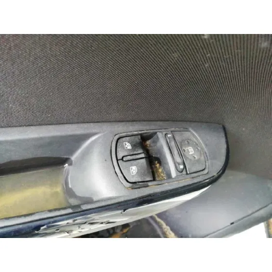 OPEL CORSA E '2018 1.4 16V CAT (B 14 XEL / LDD) BIVALENT. GASOLINA / GPL BLANCO