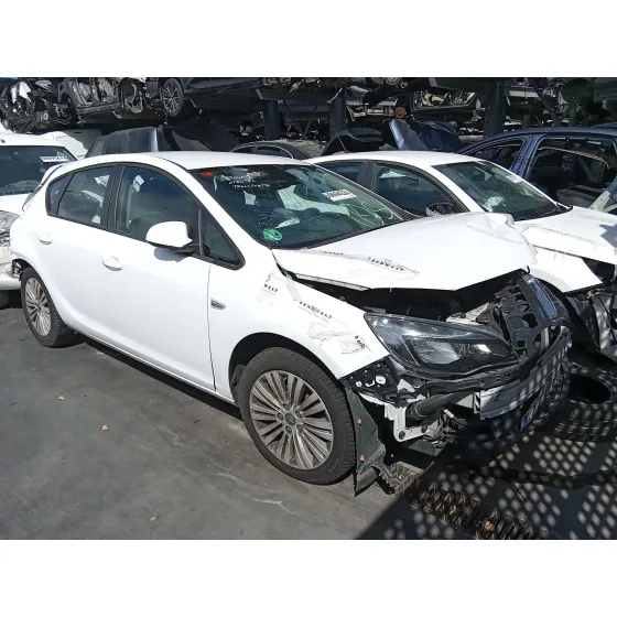 Opel ASTRA J (P10) 2014