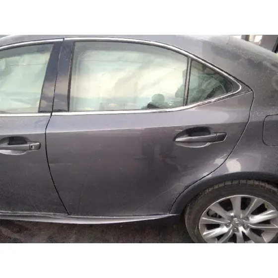 LEXUS IS 2015 300H GRIS