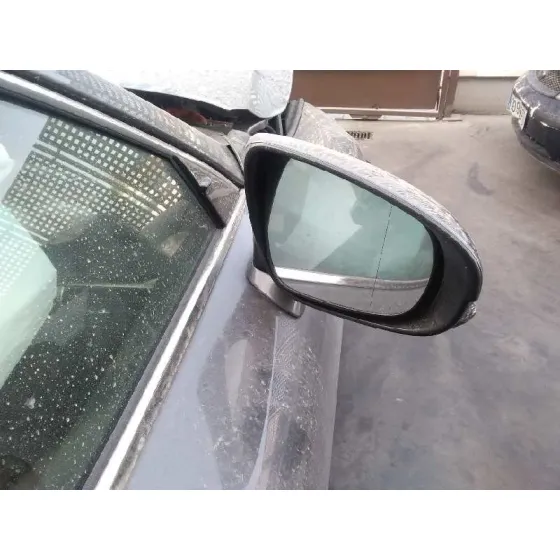 LEXUS IS 2015 300H GRIS