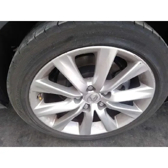 LEXUS IS 2015 300H GRIS