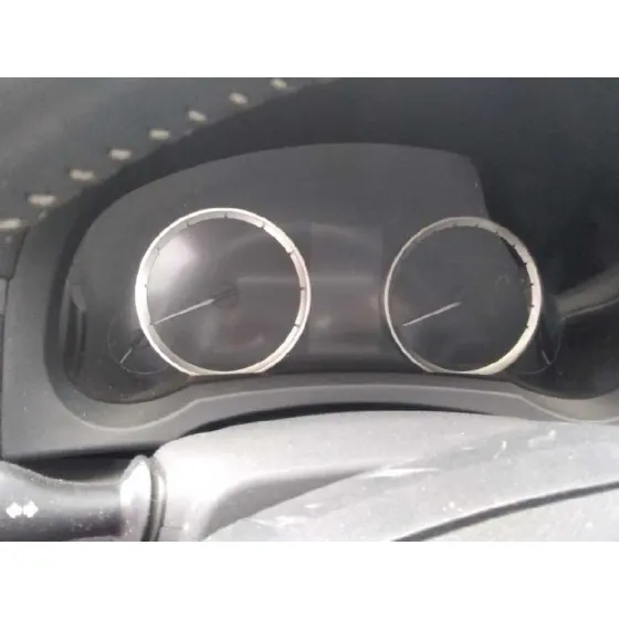 LEXUS IS 2015 300H GRIS