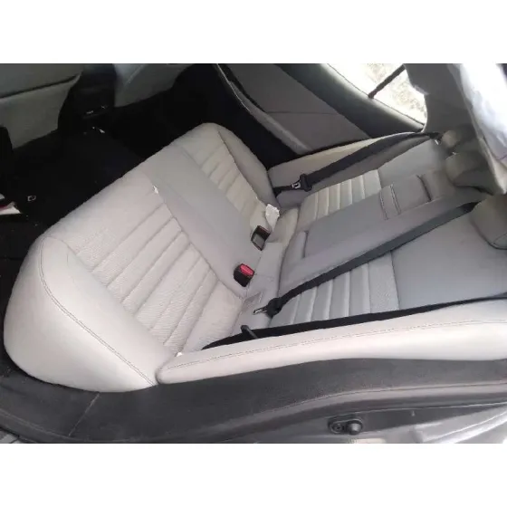 LEXUS IS 2015 300H GRIS
