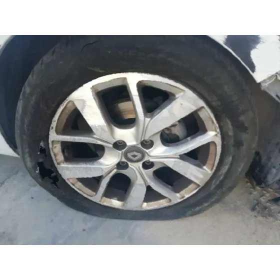 RENAULT CLIO IV '2019 LIMITED BLANCO