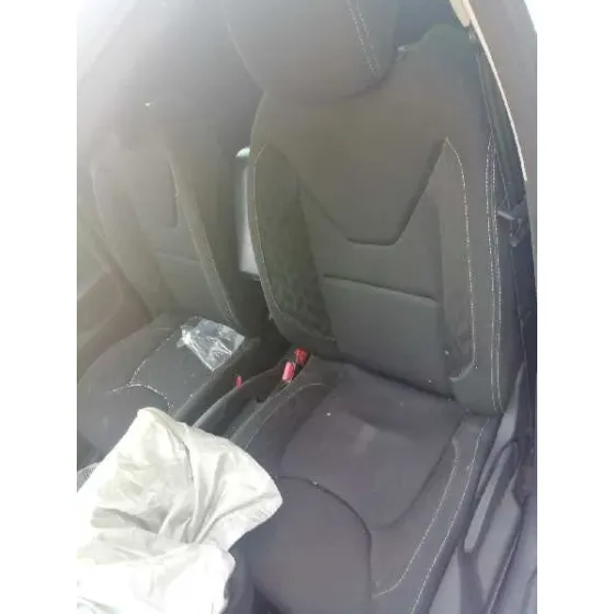 RENAULT CLIO IV '2019 LIMITED BLANCO