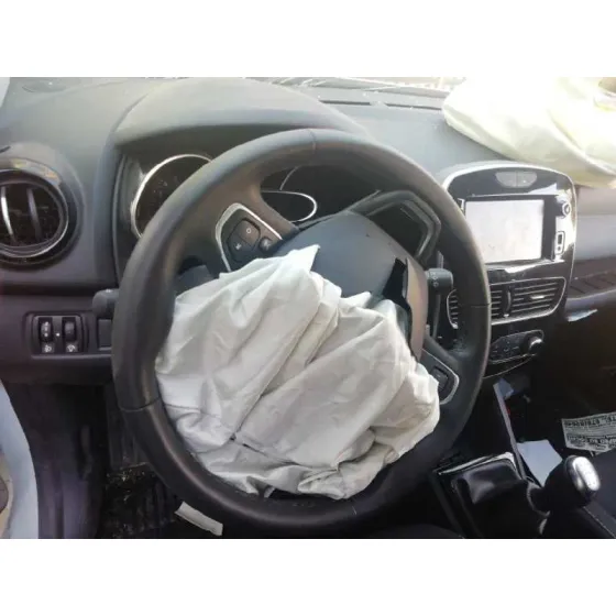RENAULT CLIO IV '2019 LIMITED BLANCO