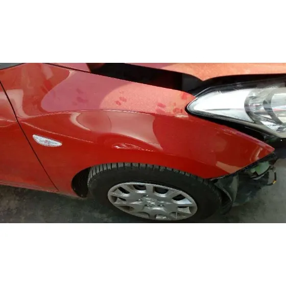 HYUNDAI I30 (GD) '2012 1.6 CRDI CAT ROJO