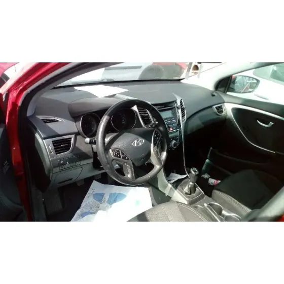 HYUNDAI I30 (GD) '2012 1.6 CRDI CAT ROJO