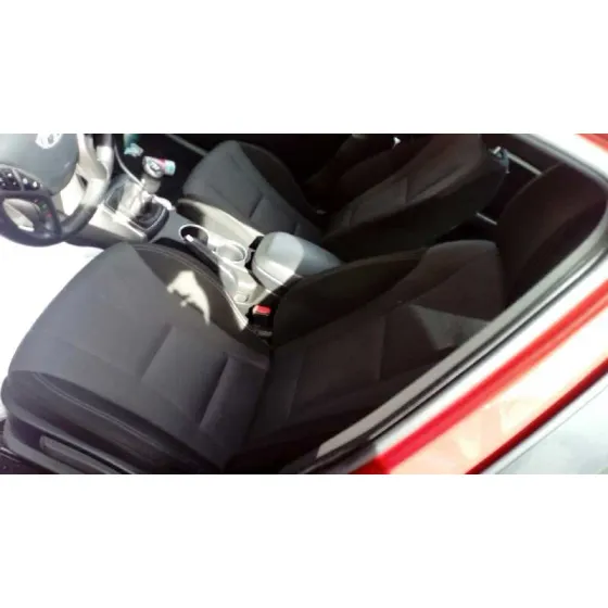 HYUNDAI I30 (GD) '2012 1.6 CRDI CAT ROJO
