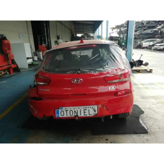 HYUNDAI I30 (PD) '2019 ESSENCE ROJO