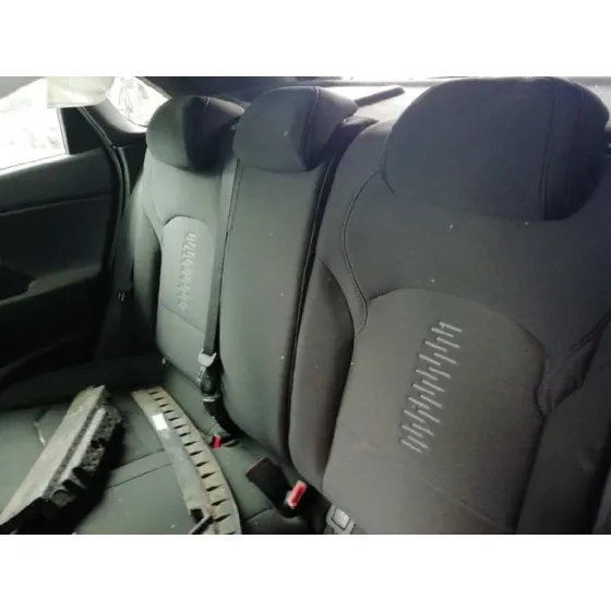 HYUNDAI I30 (PD) '2019 ESSENCE ROJO