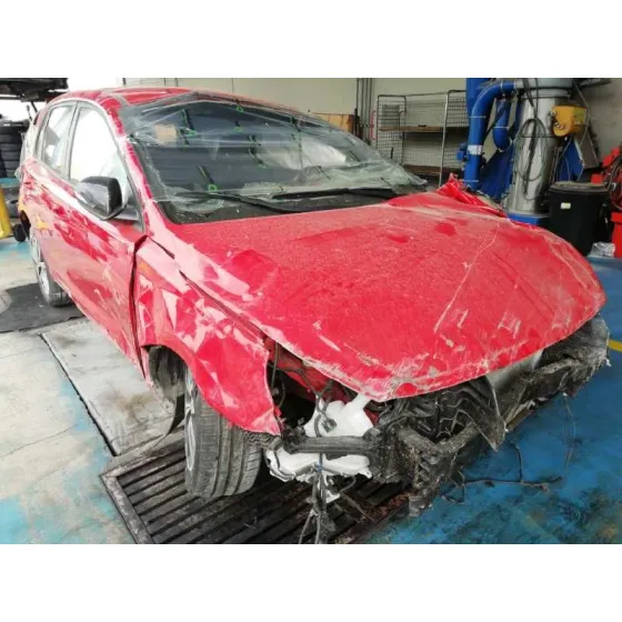 HYUNDAI I30 (PD) '2019 ESSENCE ROJO