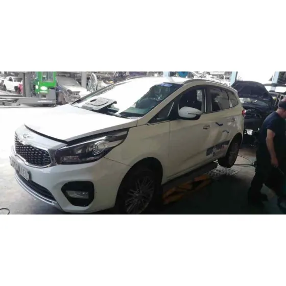 KIA CARENS ( ) '2017 BASIC BLANCO