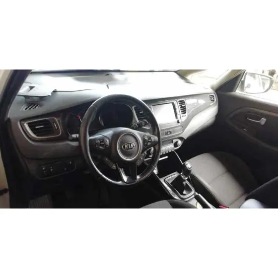 KIA CARENS ( ) '2017 BASIC BLANCO