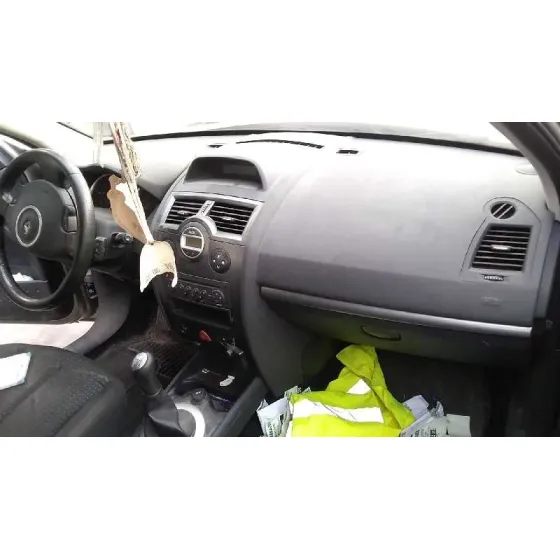 RENAULT MEGANE II BERLINA 5P '2008 AUTHENTIQUE ARENA