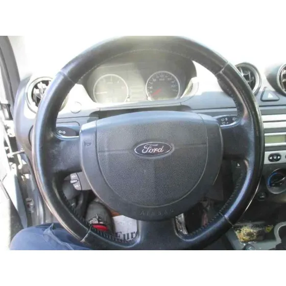 FORD FIESTA (CBK) '2005 AMBIENTE AZUL CLARO