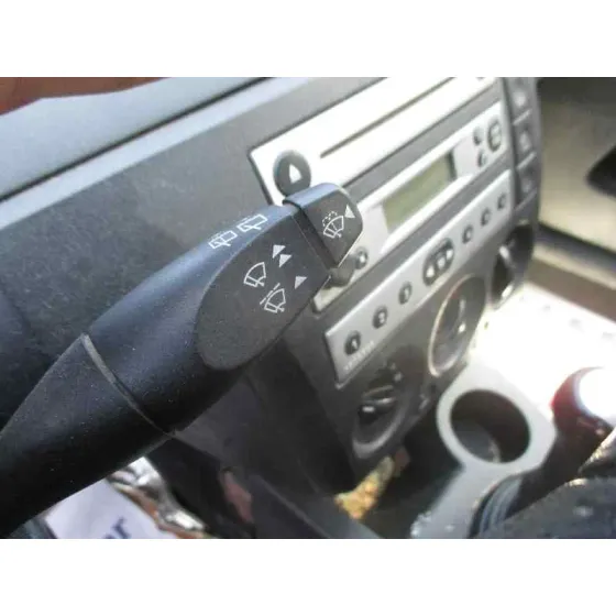 FORD FIESTA (CBK) '2005 AMBIENTE AZUL CLARO