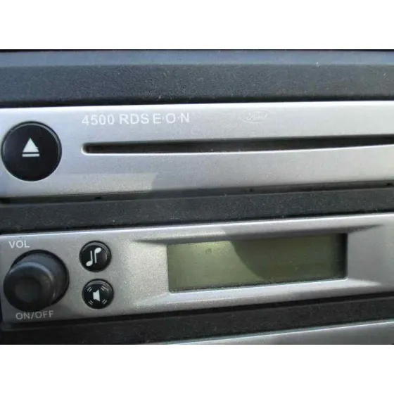 FORD FIESTA (CBK) '2005 AMBIENTE AZUL CLARO