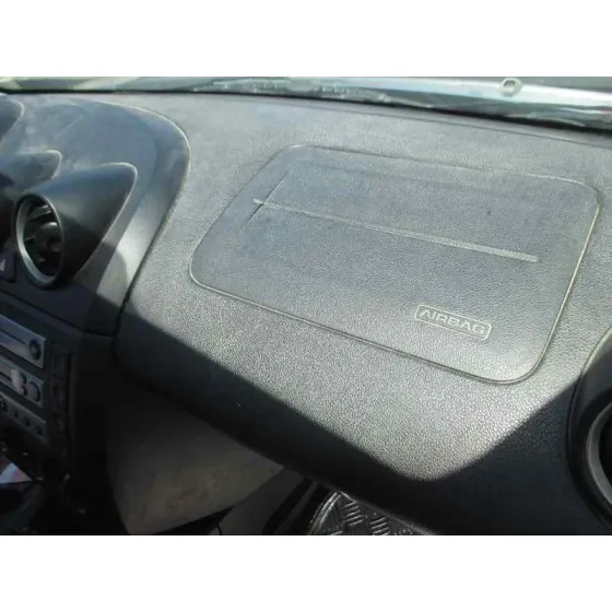 FORD FIESTA (CBK) '2005 AMBIENTE AZUL CLARO