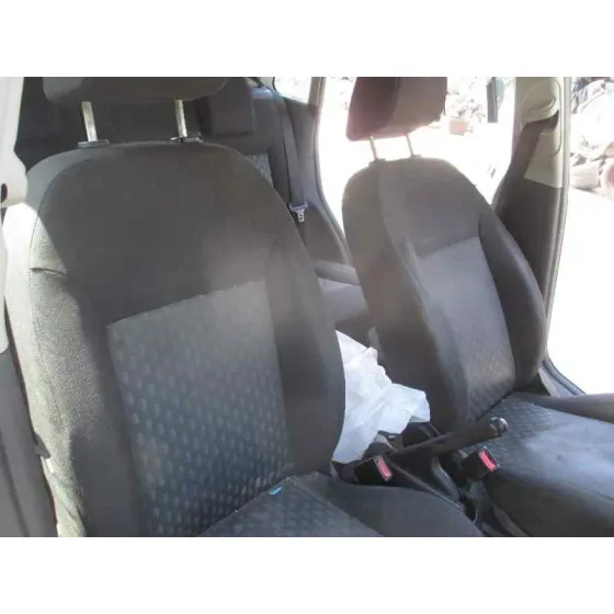 FORD FIESTA (CBK) '2005 AMBIENTE AZUL CLARO